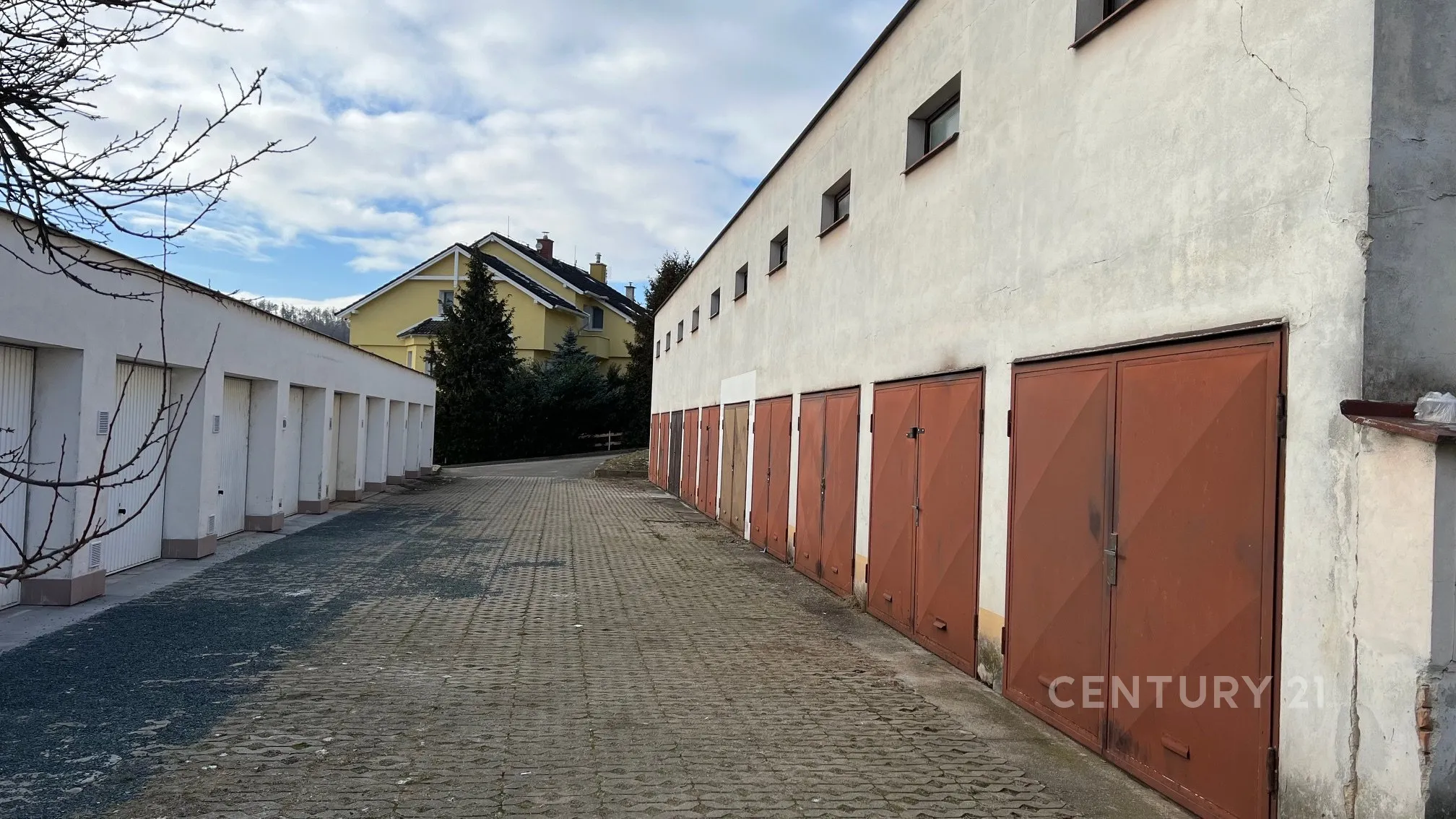 Prodej garáže v Rosicích