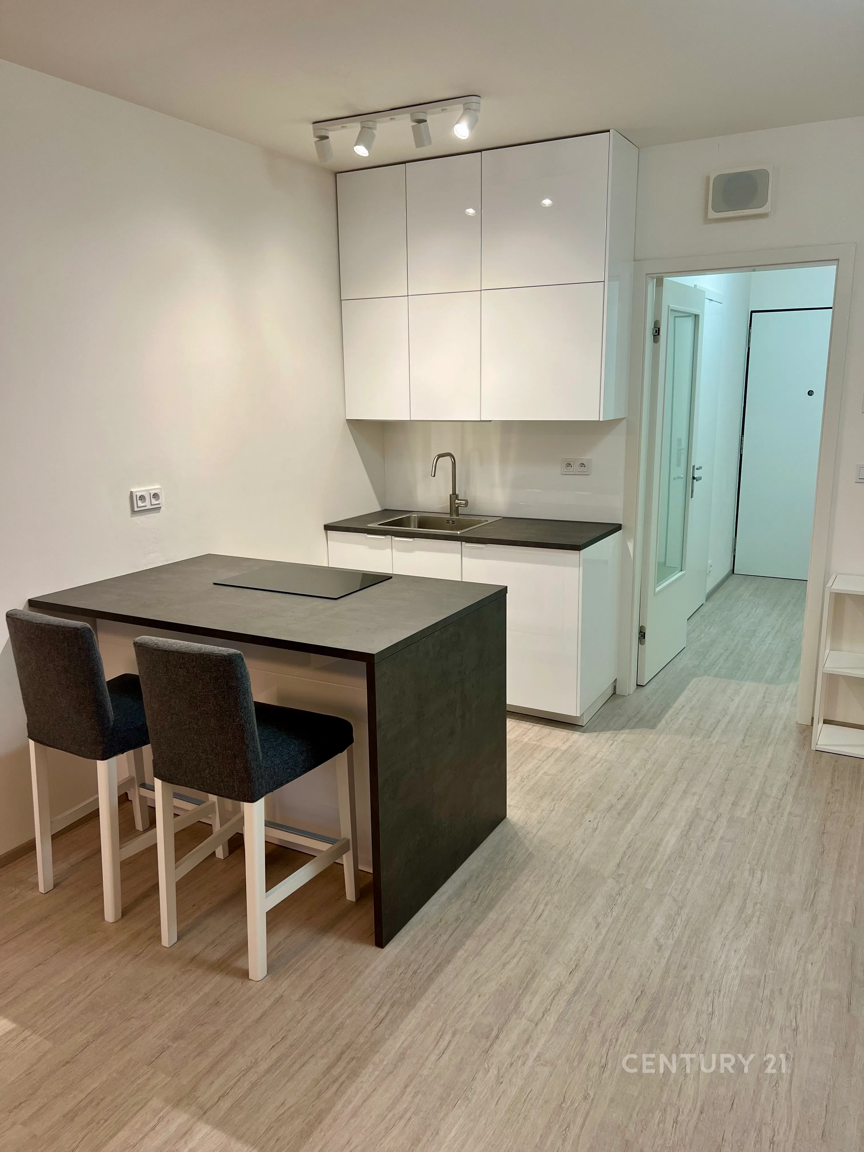 Pronájem 1+kk na ulici Hvězdova v Brně